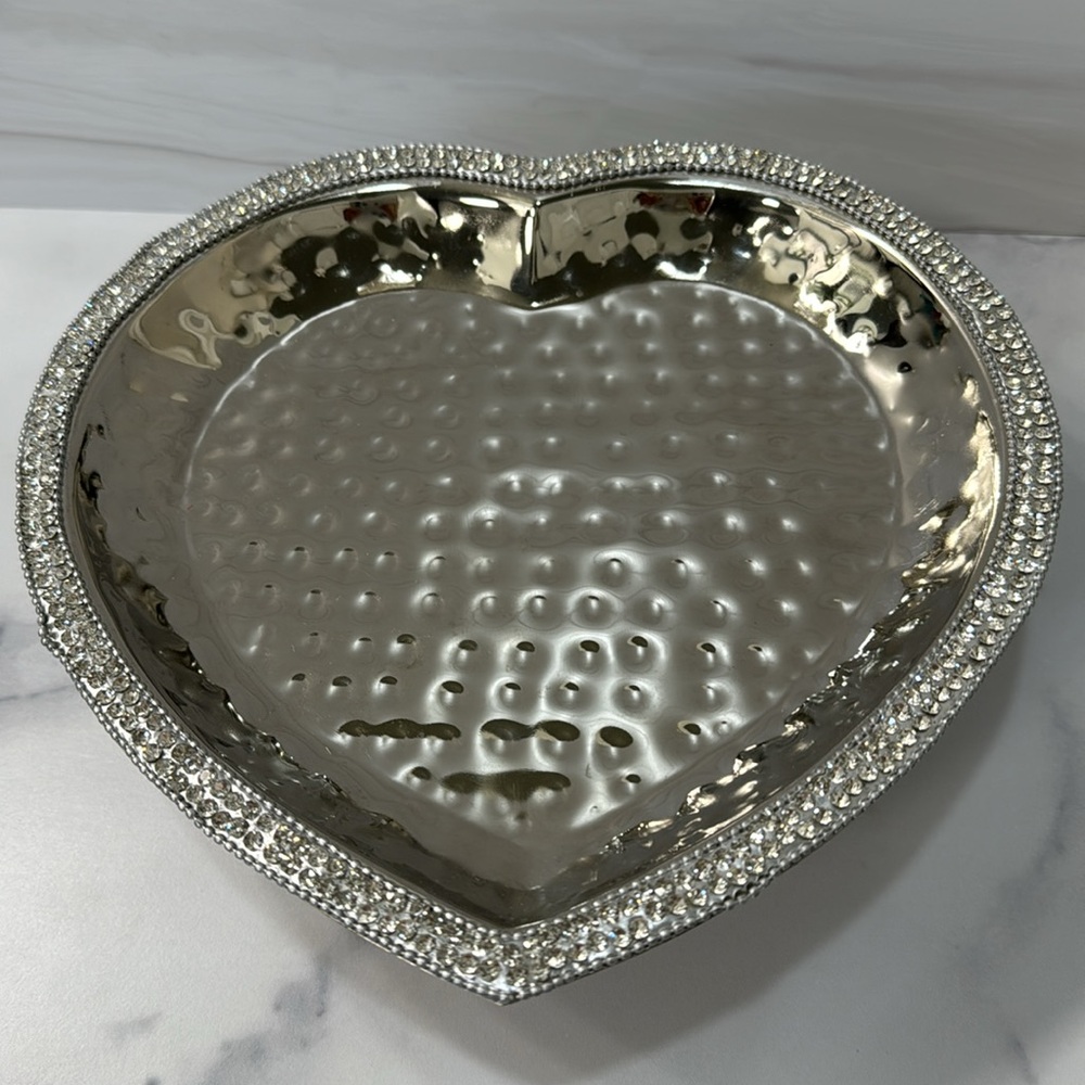 India Handicrafts heart shaped Beaded Hammered Silver tone Metal Tray Platter